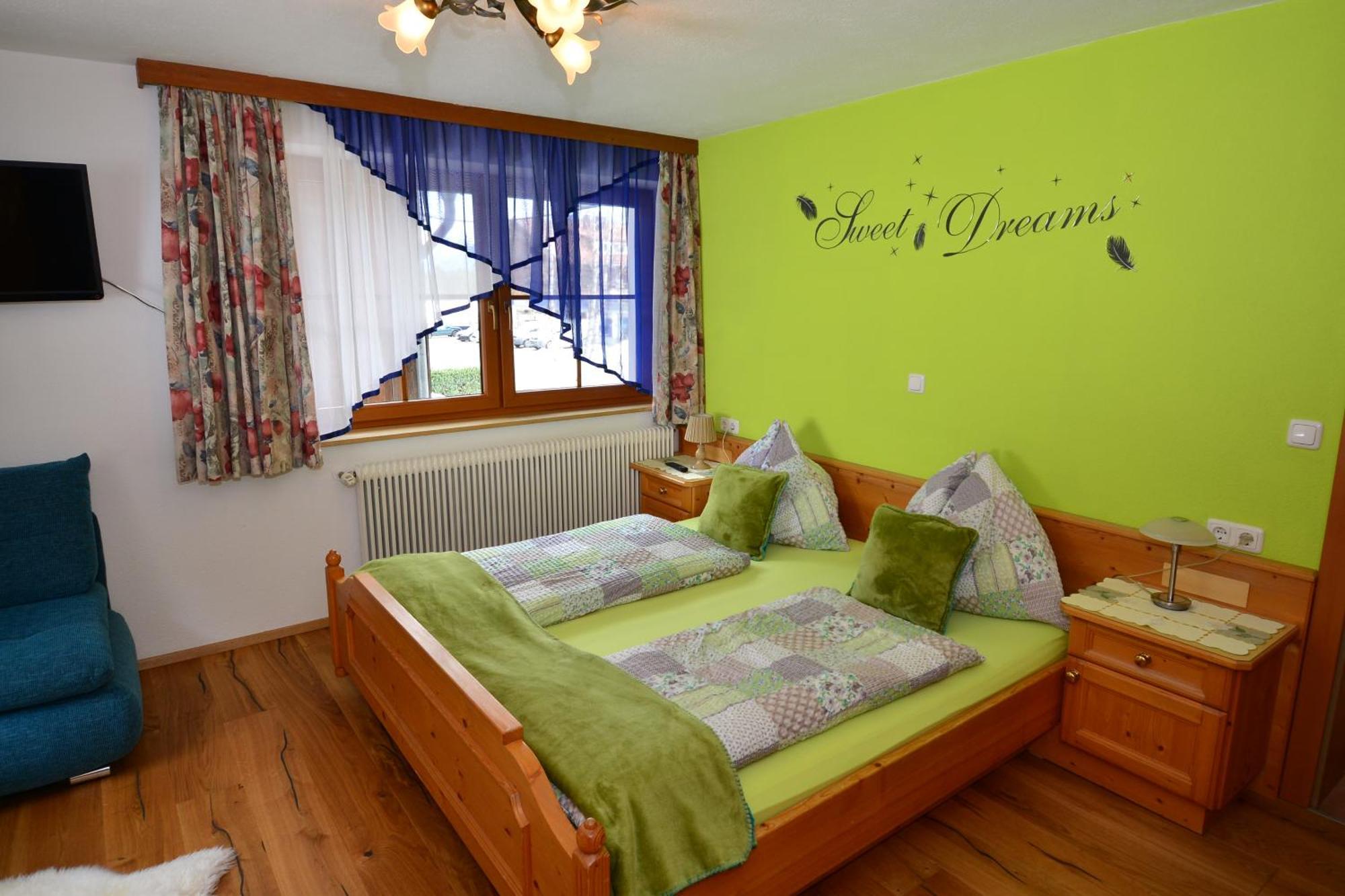 Haus Dietz Elbigenalp Kamer foto